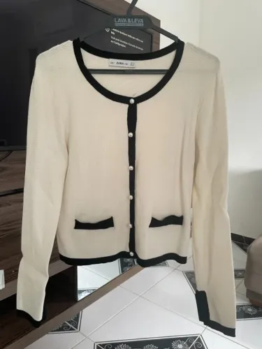 Casaco de Tricô com ombros marcados - Zara/Usado