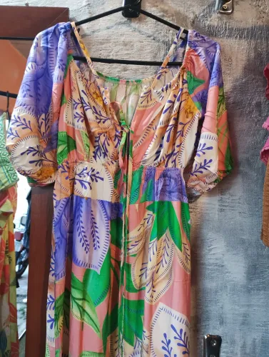 Vestido Longo Floral Colorido - Elegância e Conforto!