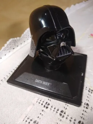 Star Wars /Darth Vader/ capacete no estado 