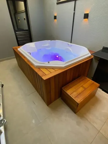 Spa para 4 a 6 pessoas, conforto e qualidade!