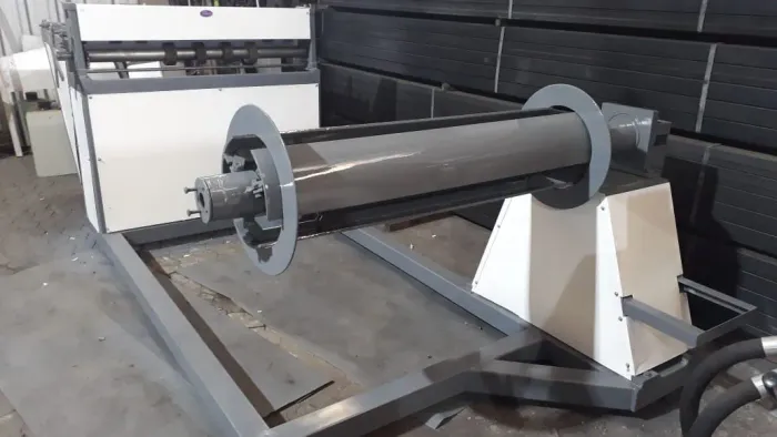 Máquina de Corte de Metal Industrial