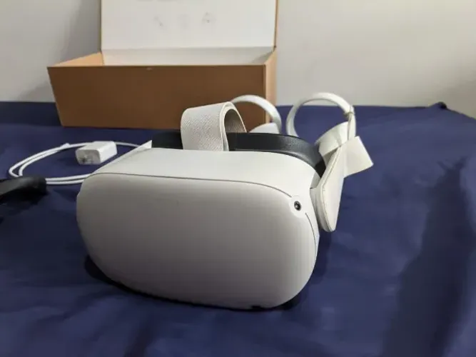 Óculos VR Branco - Oculus Meta Quest 2 de 256 GB