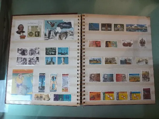 1000 selos postais - nacional e internacional