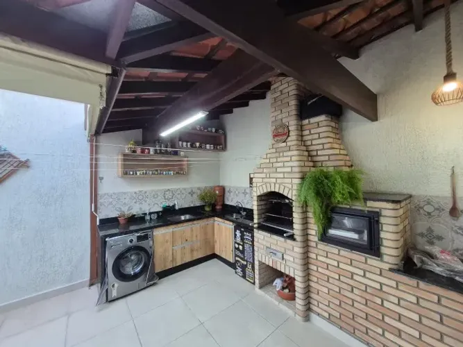 Condomínio Santa Bárbara  no Jd. Califórnia em Jacareí-SP