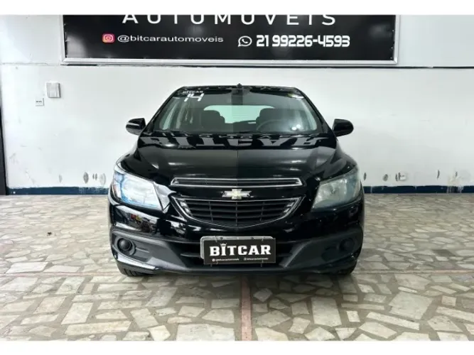 A partir de R$2.000,00 de entrada para aprovação!! Onix LT 1.4