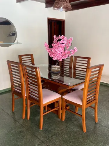 Mesa de Jantar em Madeira Maciça 6 lugares e tampo de vidro