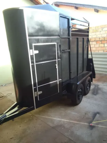 Trailer 1 cavalo 
