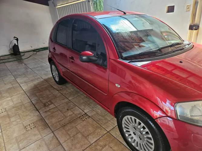 Citroen C3 GLX 1.4/ GLX Sonora 1.4 Flex 8V 5P 2011