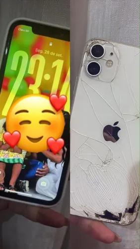 iPhone 11, perfeito estado, trocar somente a bateria e a traseira.