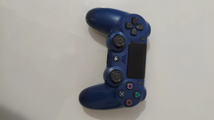 Controle de ps4 original azul.
