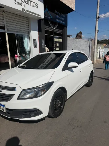 Chevrolet Onix JOY Hatch 1.0 8V Flex Mec. 4P 2019