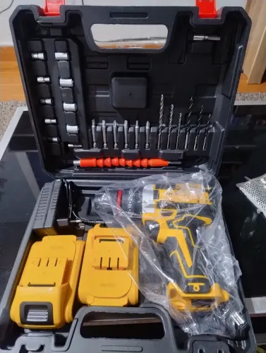 Vende se parafusadeira nova 