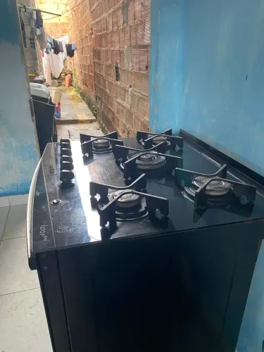Estou vendendo um fogão usado bem conservado