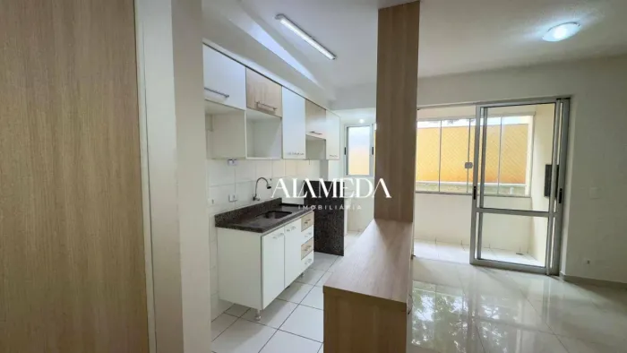 Apartamento com 3 Quartos Próximo ao Shopping Boulevard para Alugar por R$ 1.800/mês - Jar