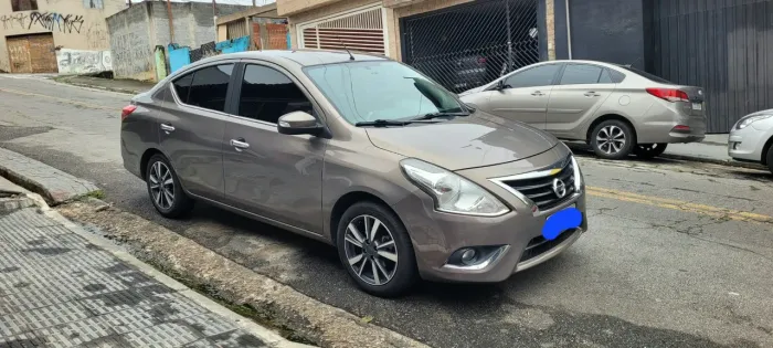 Nissan Versa SL 1.6 16V Flexstart 4P Aut. 2018