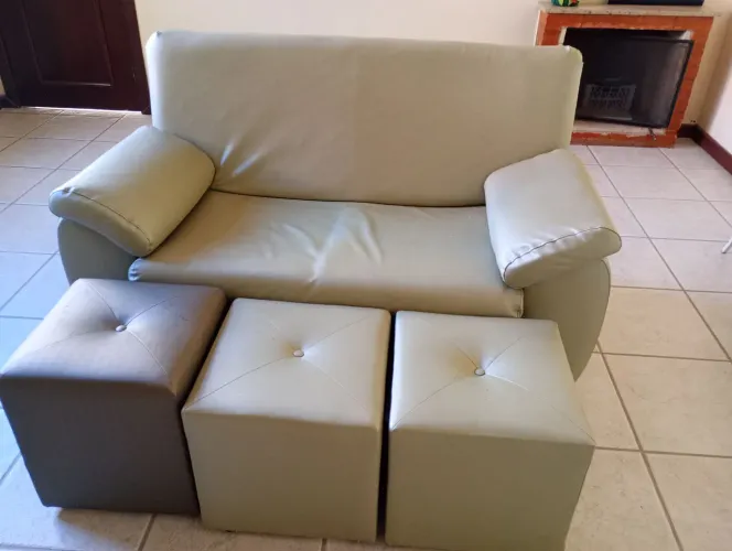 Sofá 2 lugares