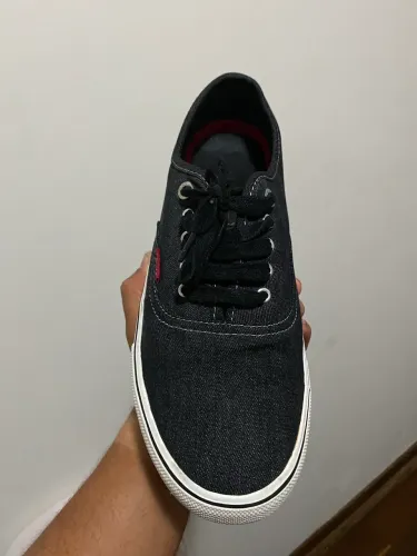 Tênis casual Levis