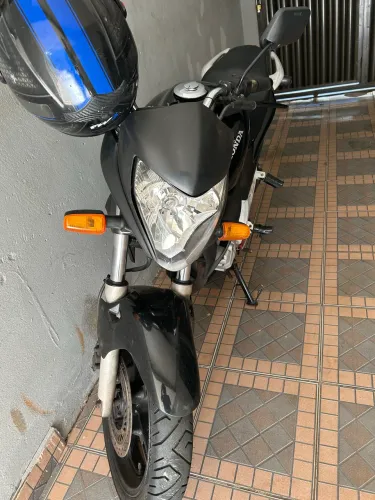 Cb 300 