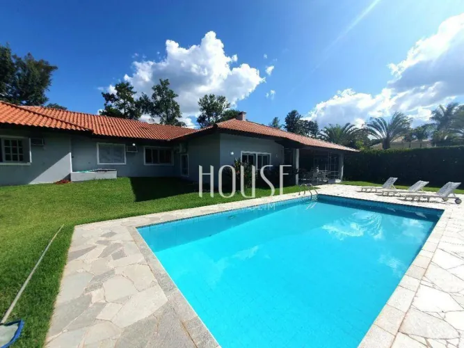 Casa à venda em Araçoiaba da Serra, com 550m² | Condomínio de alto padrão Lago Azul | CA37