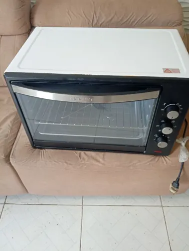 Vendo um Forno elétrico 60 litros