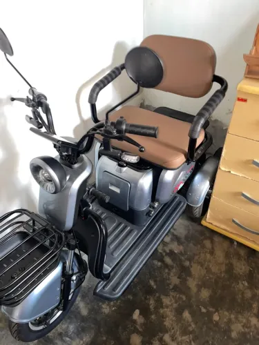 Scooter Eletrica X7 2000w 20ah 2026
