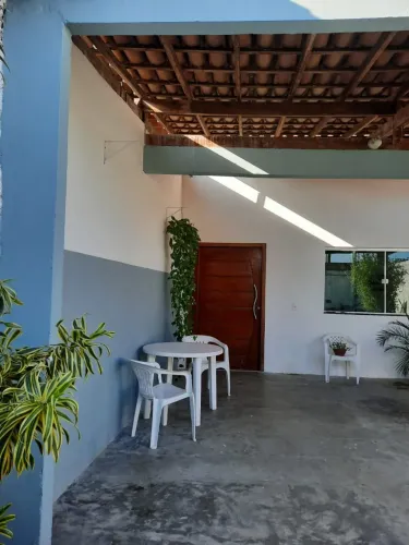 Vendo Linda e Espaçosa casa
