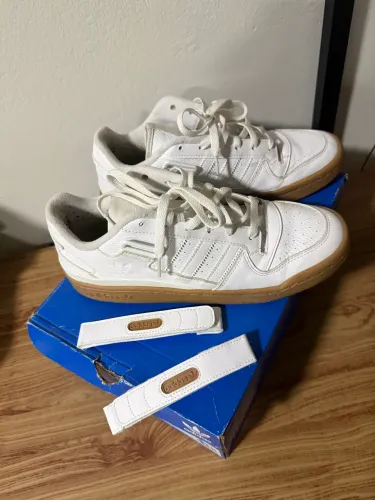 Tênis adidas - fórum Low - TAM 40