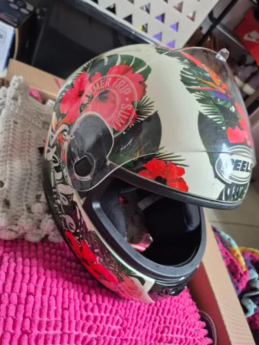 Capacete Peels
