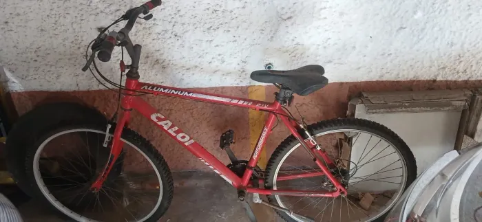 Vende-se bicicleta Caloi, motivo mudança