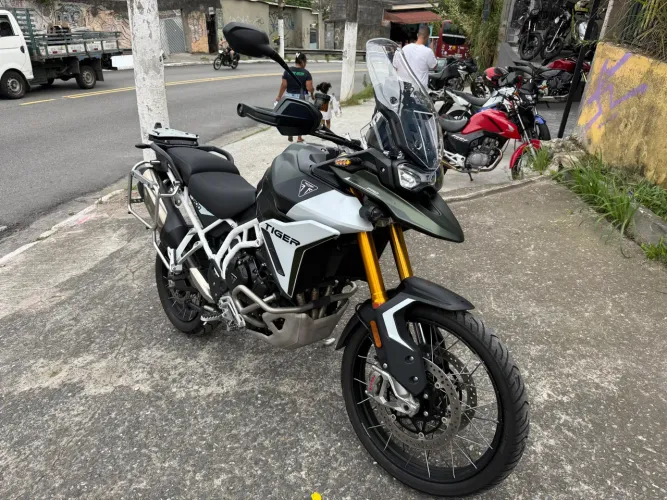 Triumph Tiger 900 Rally pro 