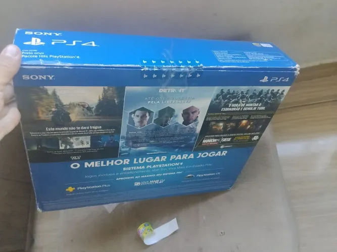 Playstation 4 slim Desbloqueado