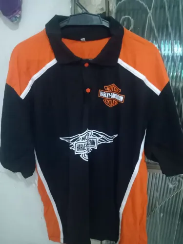Camisa polo personalizada Harley-Davidson.