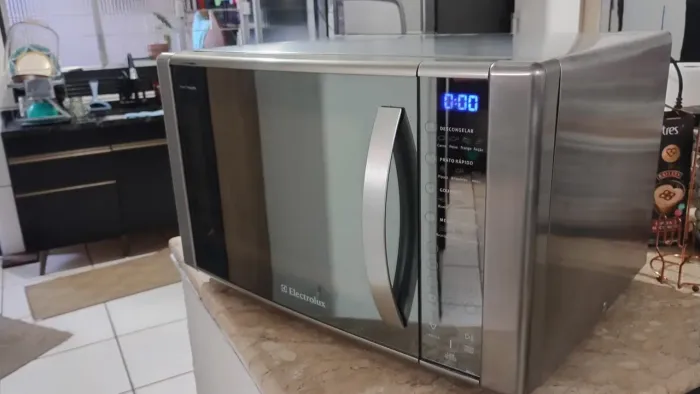 Microondas Electrolux Espelhado 31L 220v 