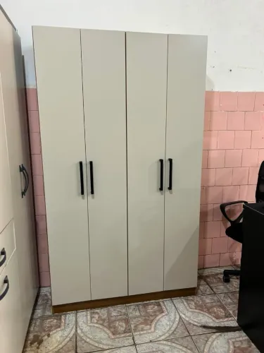 Armário Multiuso 4 portas - off White montamos e entregamos