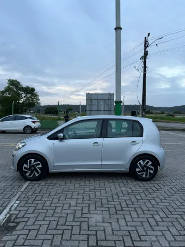 Volkswagen Up! Move 1.0 Total Flex 12V 5P 2015