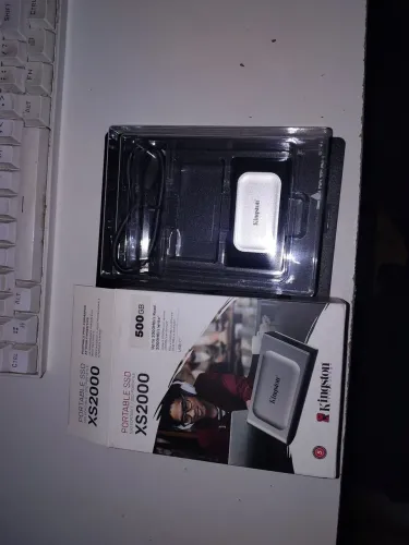 SSD Portátil 500 GB Kingston XS2000