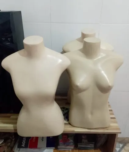 VENDO BUSTO FEMININO