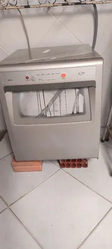 Lava louça 8 serviços Brastemp