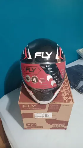 Capacete novo