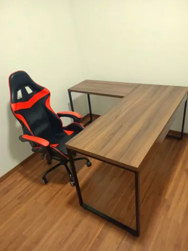 Mesa trevalla Kuadra em L 1,5 x 1,5 nogal