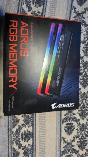 Memória AORUS RGB DDR4 4400MHz 16GB (2x8GB) XMP Gamer