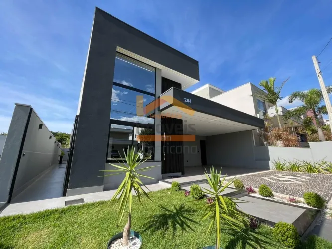 Casa de luxo em condomínio: 3 quartos, 3 suítes, 2 salas, 4 banheiros, 4 vagas - Santa Bár
