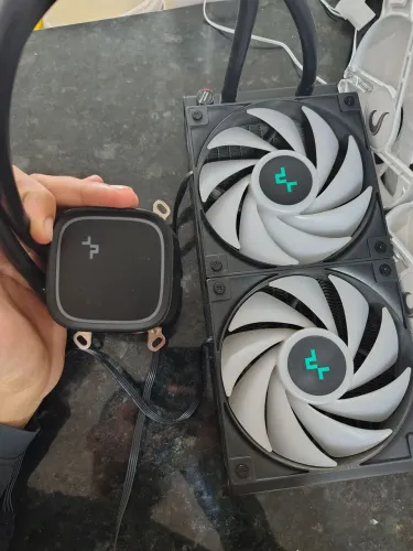 Water cooler deepcool LE520