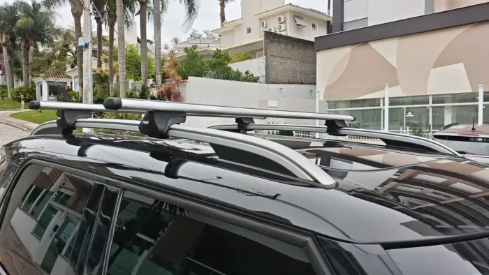 Rack para carros com longarinas thule