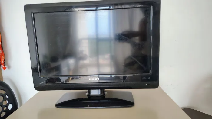TV Philips LCD 26"