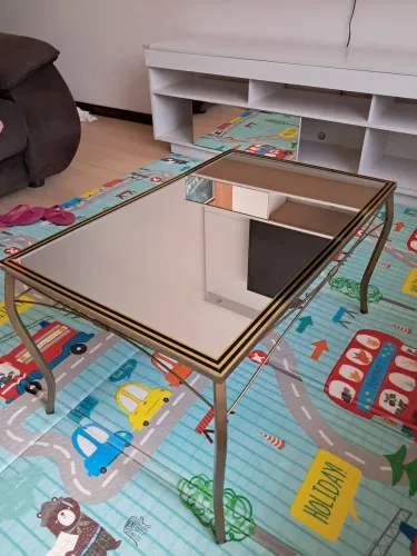 Mesa de centro espelhada