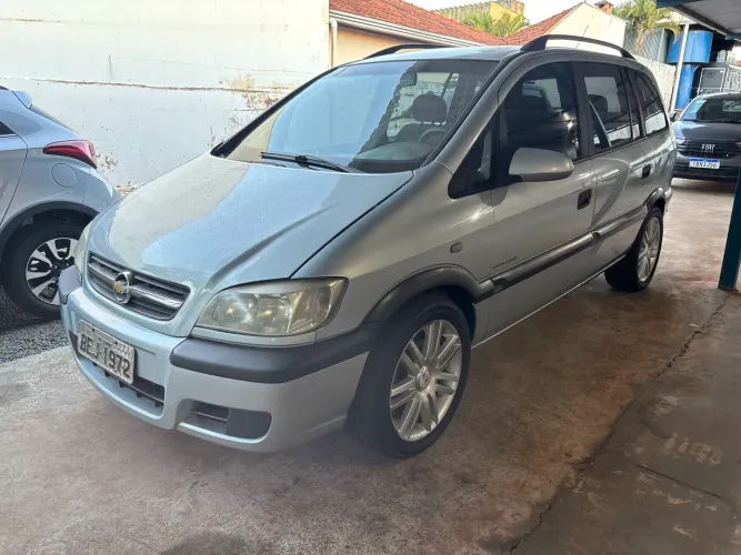 Chevrolet Zafira Expres. 2.0 MPFI Flexpower 5P AUT 2011