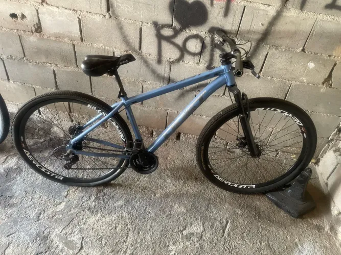 Bicicleta First MTB Aro 29 - Freio a Disco