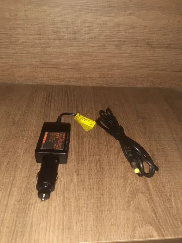 Carregador veicular Dvd Sony portátil 9,5V DCC FX151 