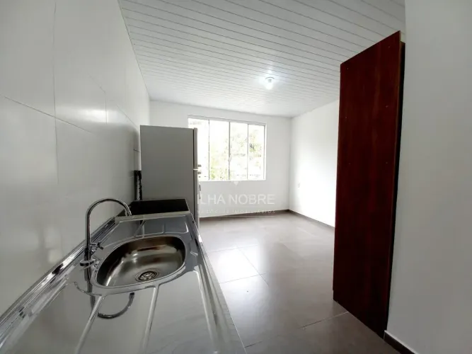 Studio para alugar no Centro